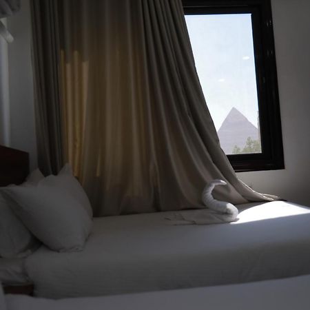 Prince Pyramids Inn Kafret el-Gabal Eksteriør billede