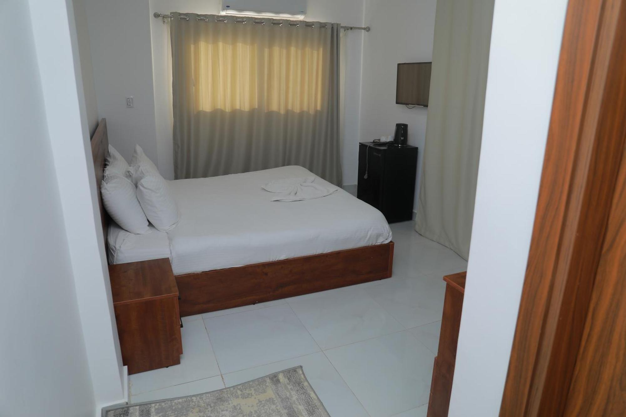 Prince Pyramids Inn Kafret el-Gabal Eksteriør billede