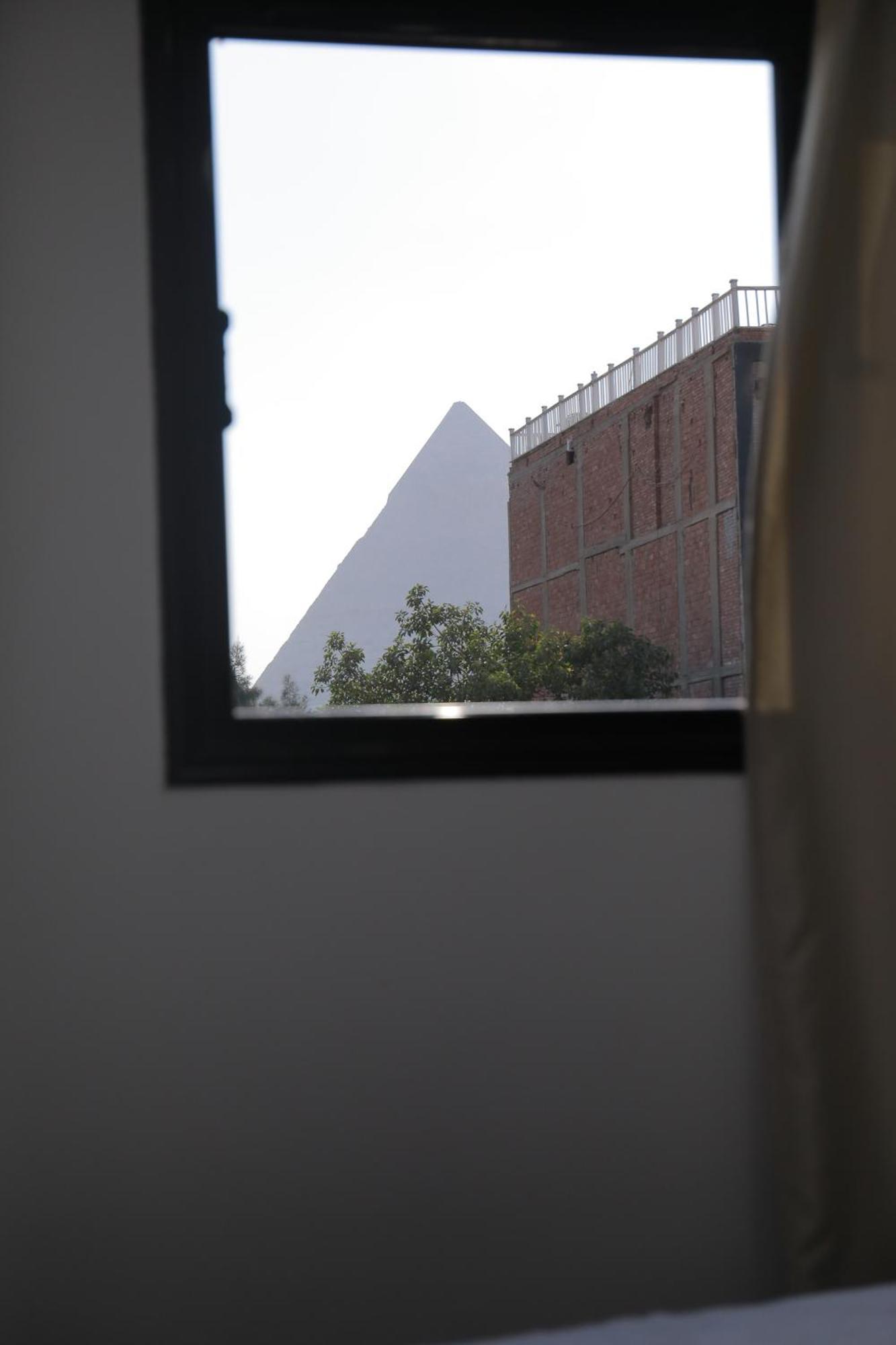 Prince Pyramids Inn Kafret el-Gabal Eksteriør billede