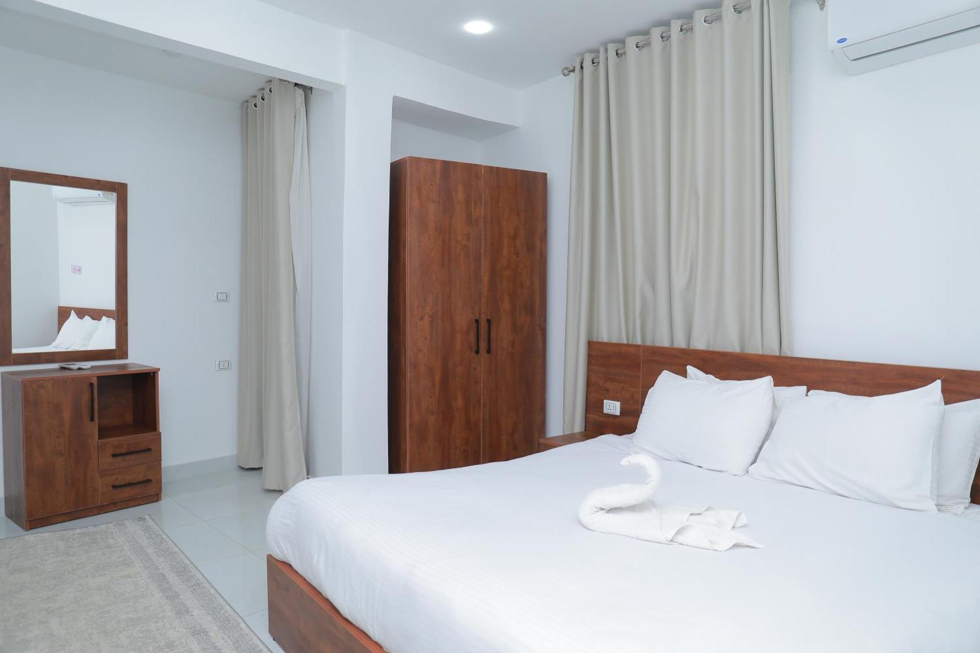 Prince Pyramids Inn Kafret el-Gabal Eksteriør billede