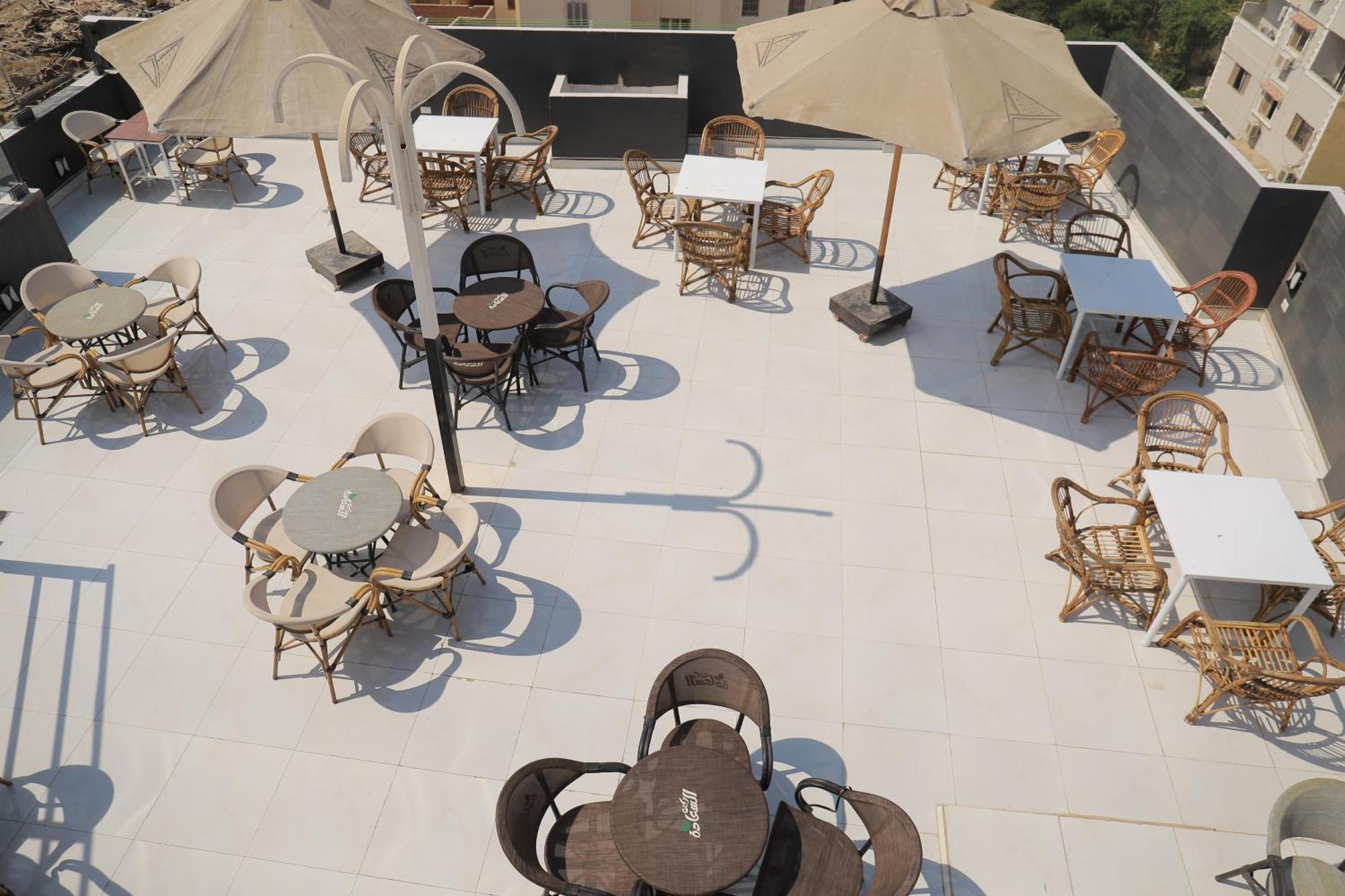 Prince Pyramids Inn Kafret el-Gabal Eksteriør billede