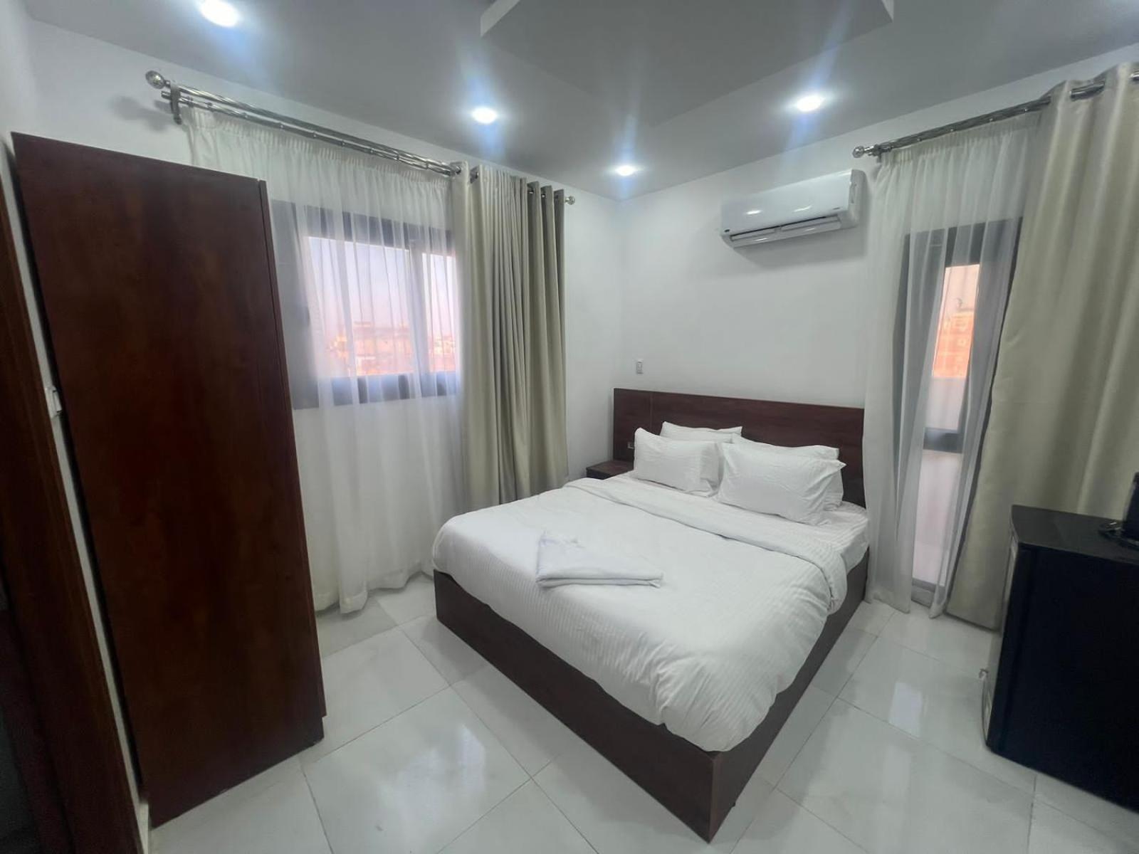 Prince Pyramids Inn Kafret el-Gabal Eksteriør billede