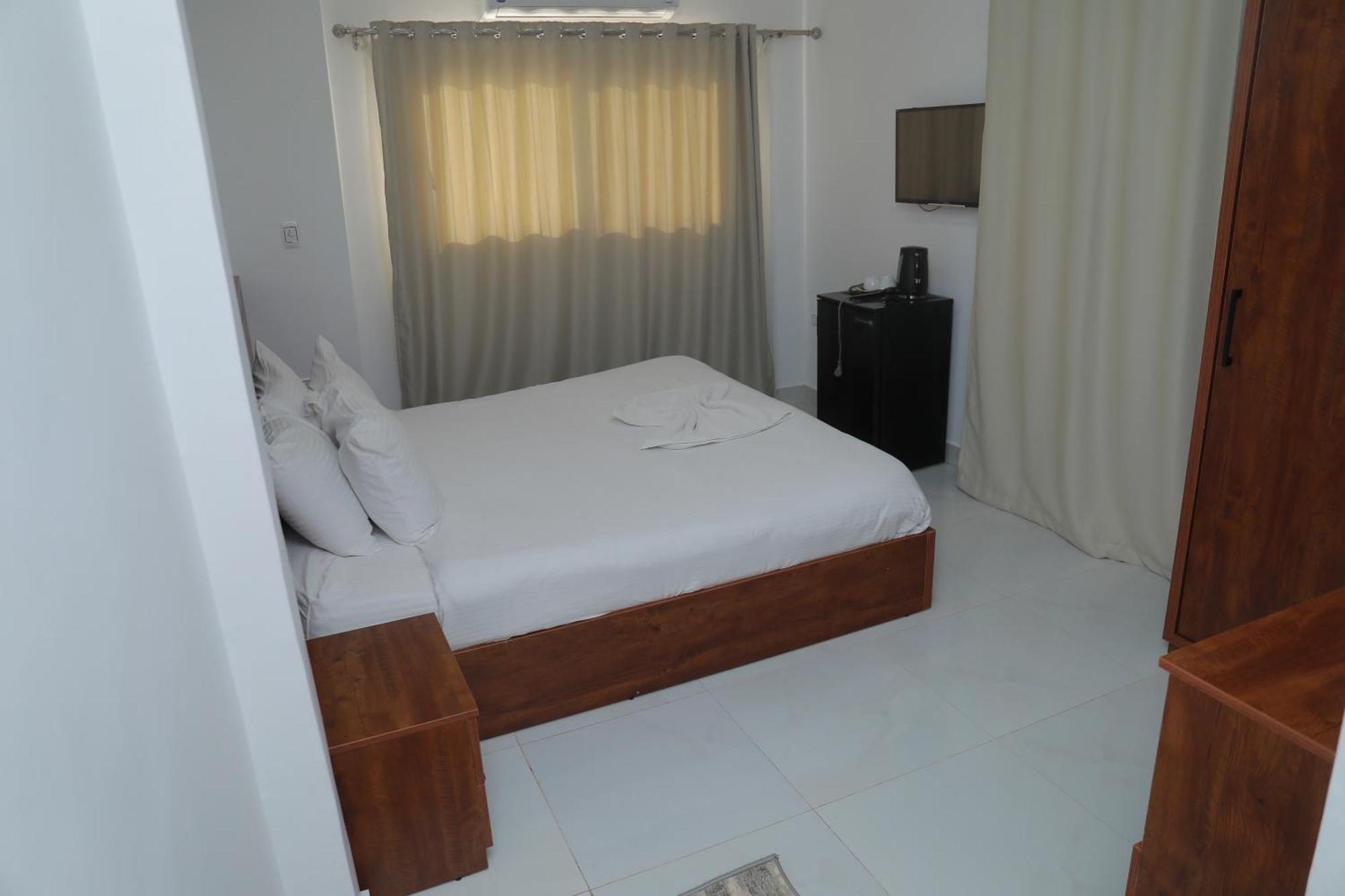 Prince Pyramids Inn Kafret el-Gabal Eksteriør billede